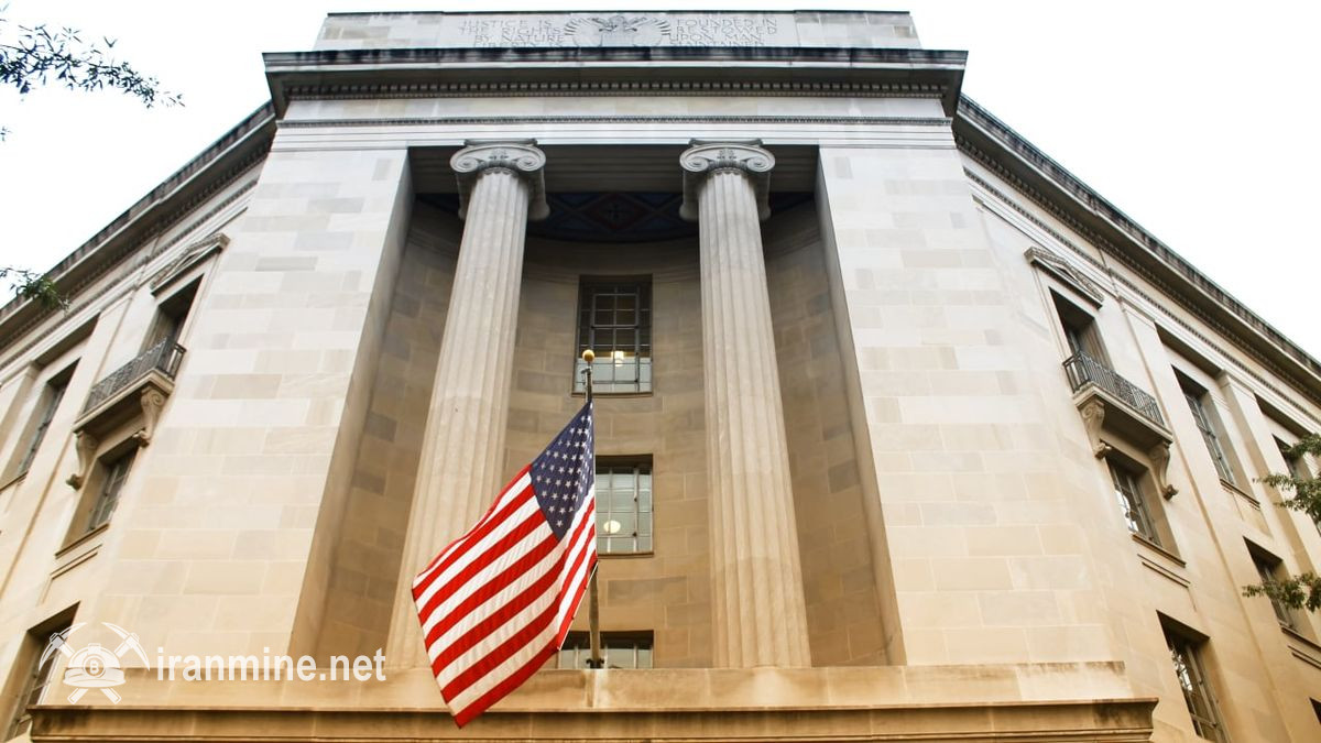 اعتراض سناتورهای دموکرات به نقض قانون تضاد منافع توسط دادستان کل معاون | ایران ماین